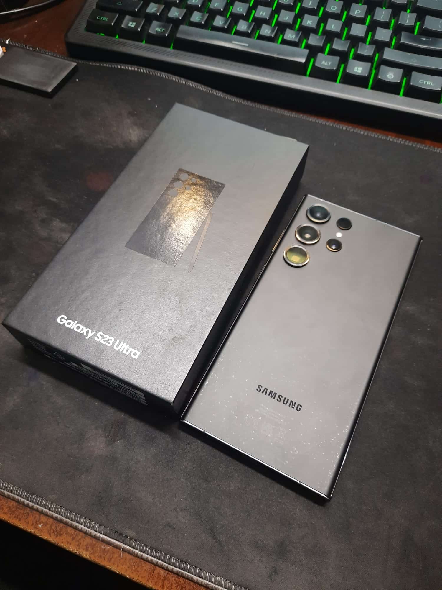 TELEFON SAMSUNG GALAXY S23 ULTRA 12/512GB PUDEŁKO P4L135/2026 (Kopia)