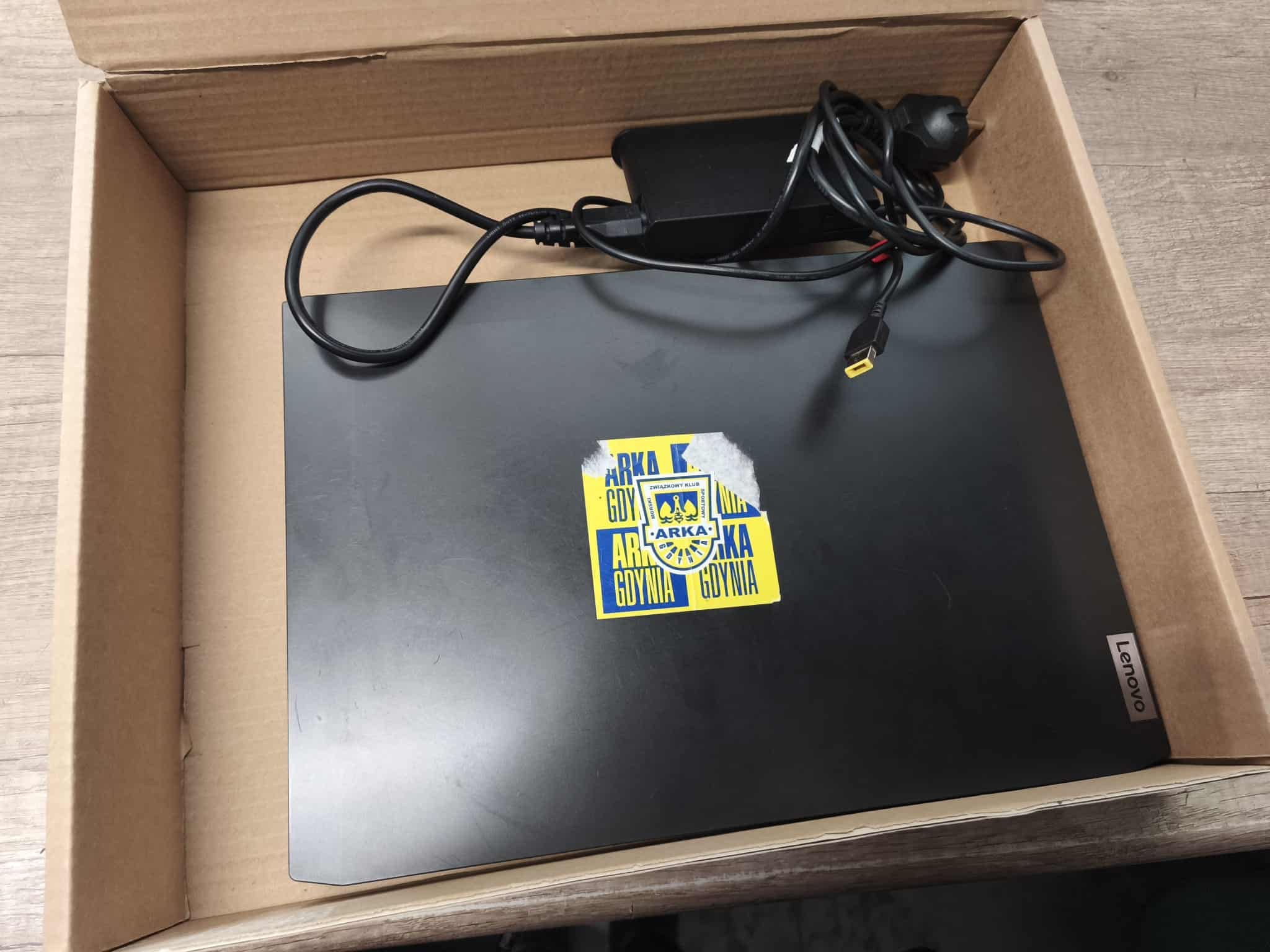 LAPTOP IDEAPAD GAMING 3 15ACH6 RTX 2050 16/512 + ZAS PIN 2016 LL76/2026P1