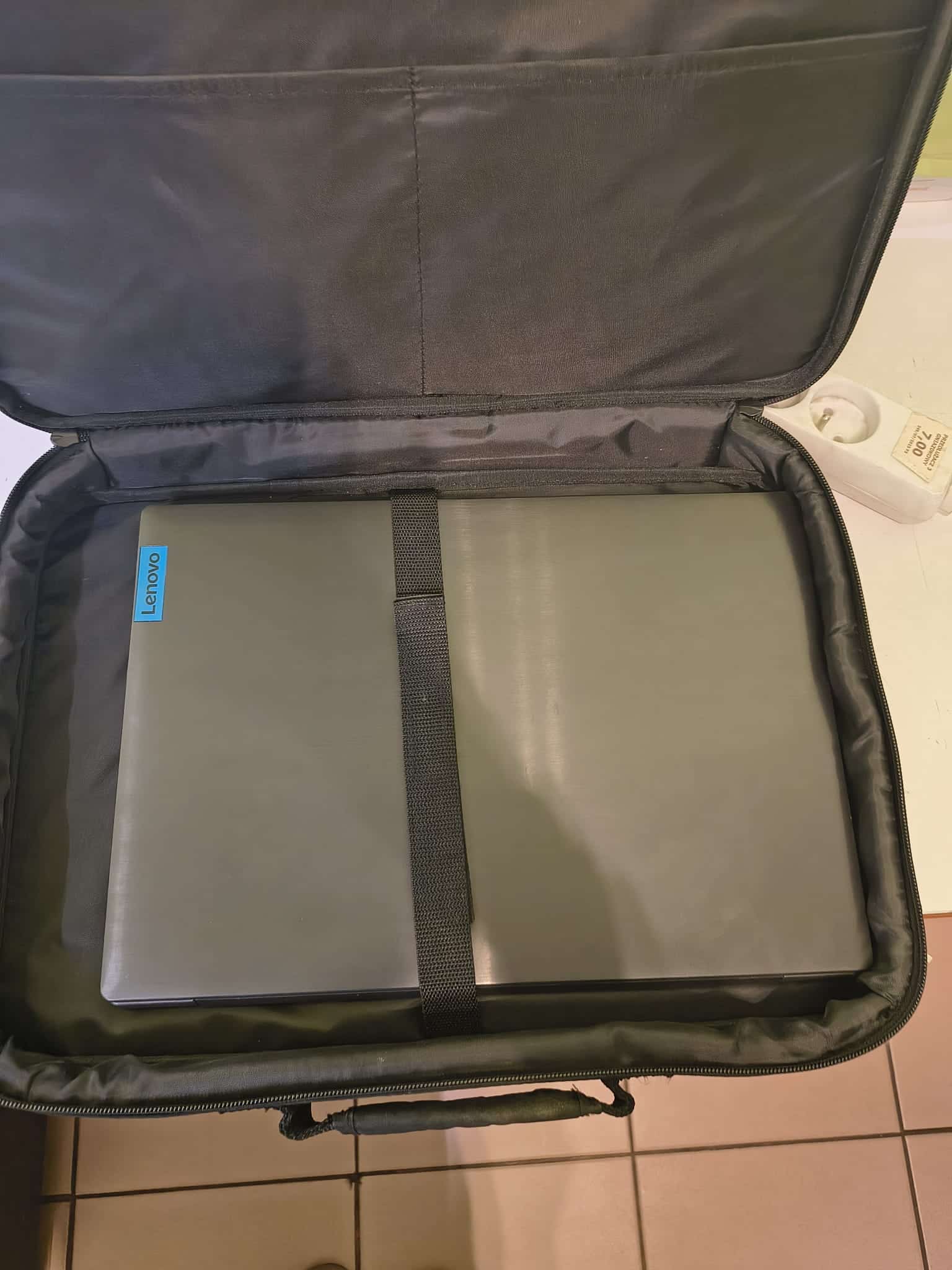 LAPTOP LENOVO IDEAPAD L340 GAMING 16/256GB INTEL I5 CORE W TORBIE ll109/2026 (Kopia)