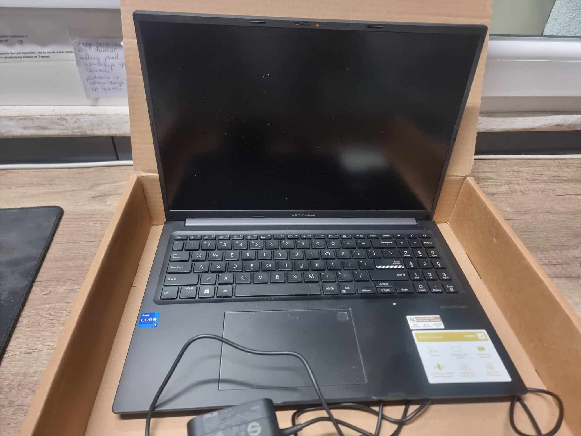 LAPTOP VIVOBOOK-ASUS X1605VA + ZASILACZ LL161/2026P1 (Kopia)