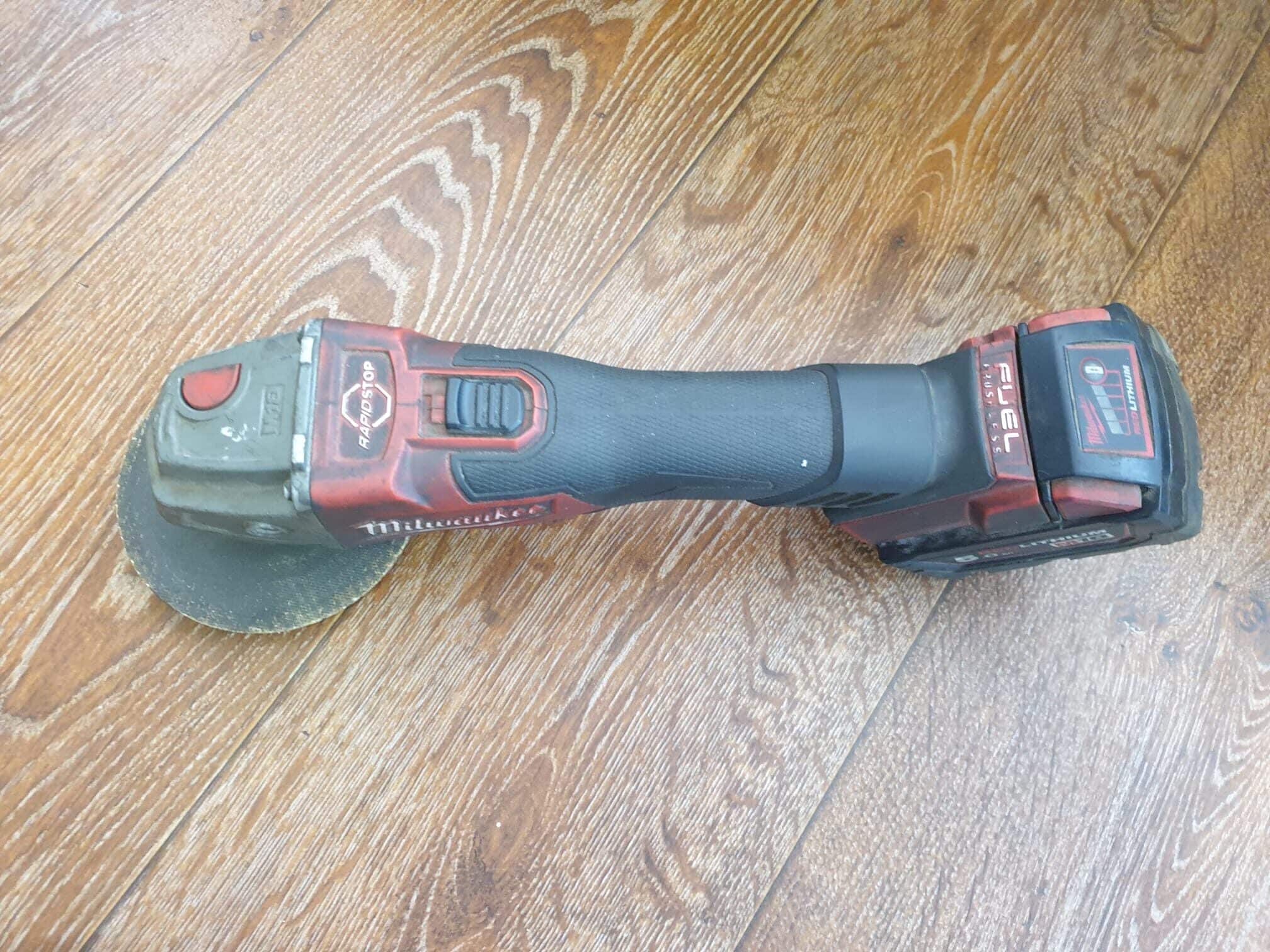SZLIFIERKA MILWAUKEE M18 FSAG125VB LL60/2026 P2