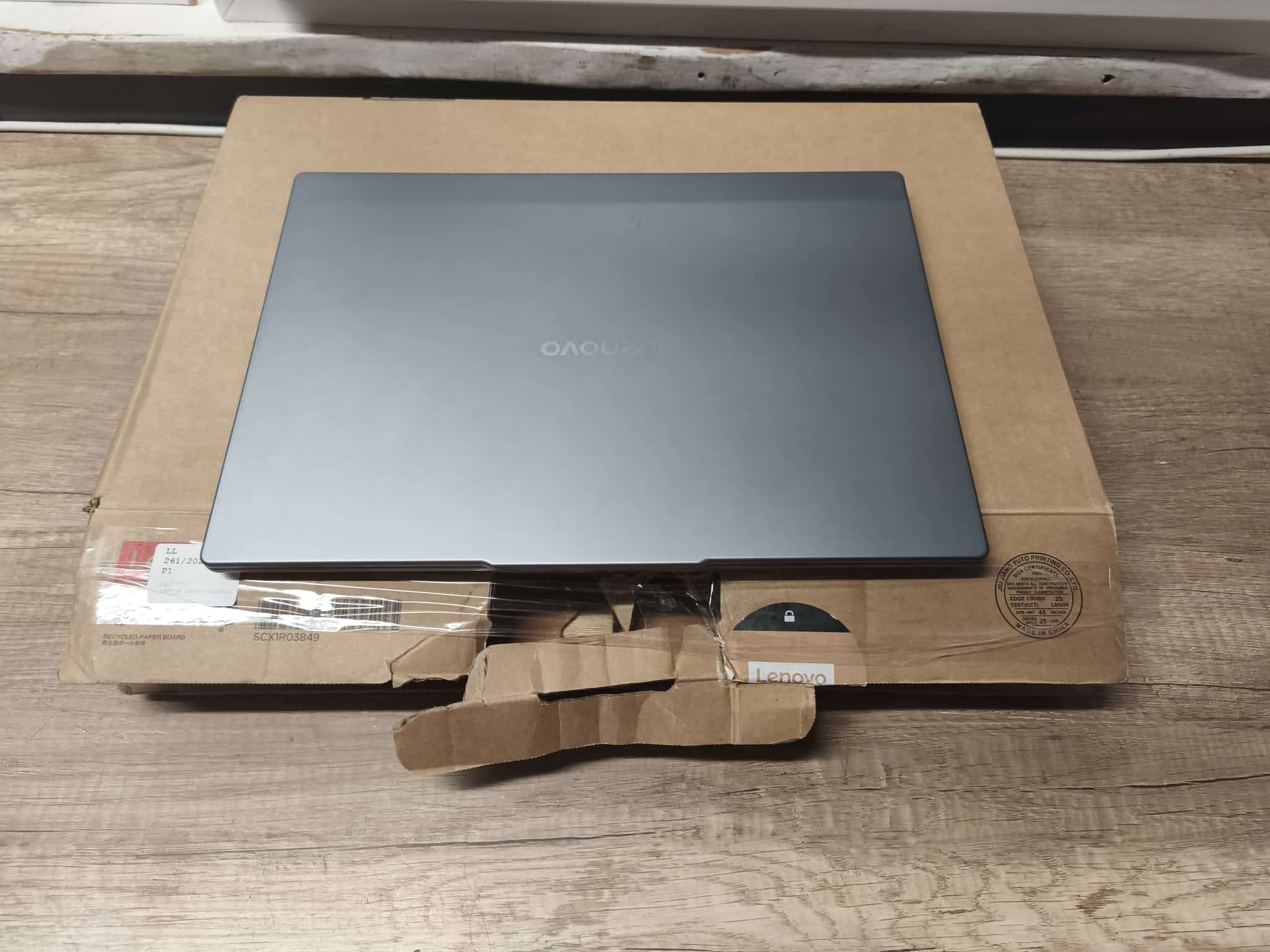 LAPTOP LENOVO IDEAPAD SLIM 5 16IRH10 16 GB / 1TB SSD, ZASILACZ, DOKUMENTY, KARTON LL261/2026 P1 (Kopia)