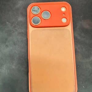 SMARTFON APPLE IPHONE 17 PRO MAX  256 GB  +ETUJ  Zbity wyświetlacz!!!!! (Kopia)